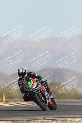 media/Oct-26-2025-Race Pace (Sun) [[c1447ca738]]/Non Verified (1st 20 Minutes of every Hour)/4-Turn 14 (1110am)/